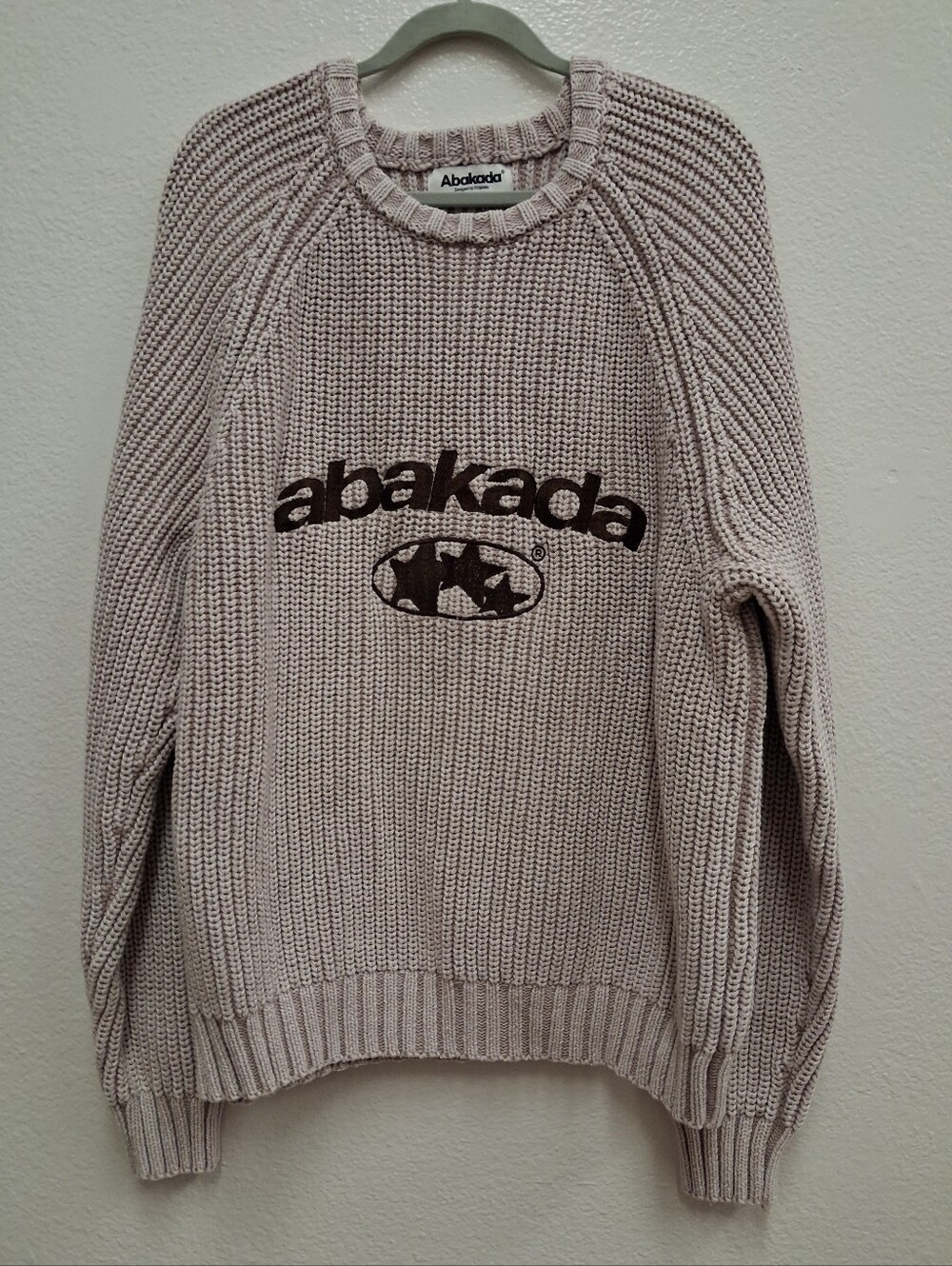 RARE Abakada Men’s Sweater Designed by Filipinos Streetwear Size Medium